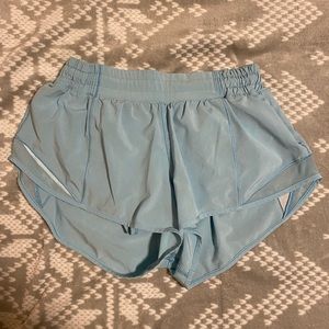 lululemon hotty hot short 2.5 hydra blue